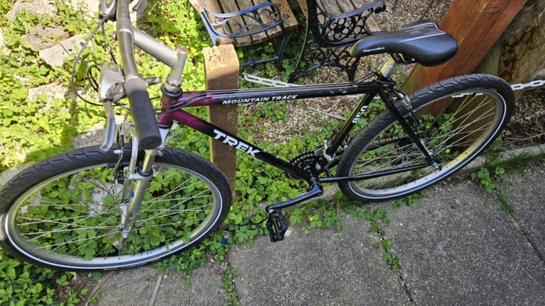 Trek Mountain Track 850 Bike (Serviced)
