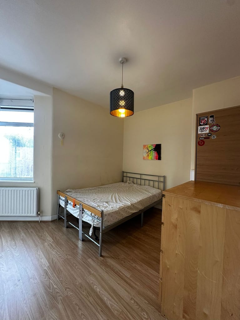 🏠 Lovely 3 bedroom house-convenient location