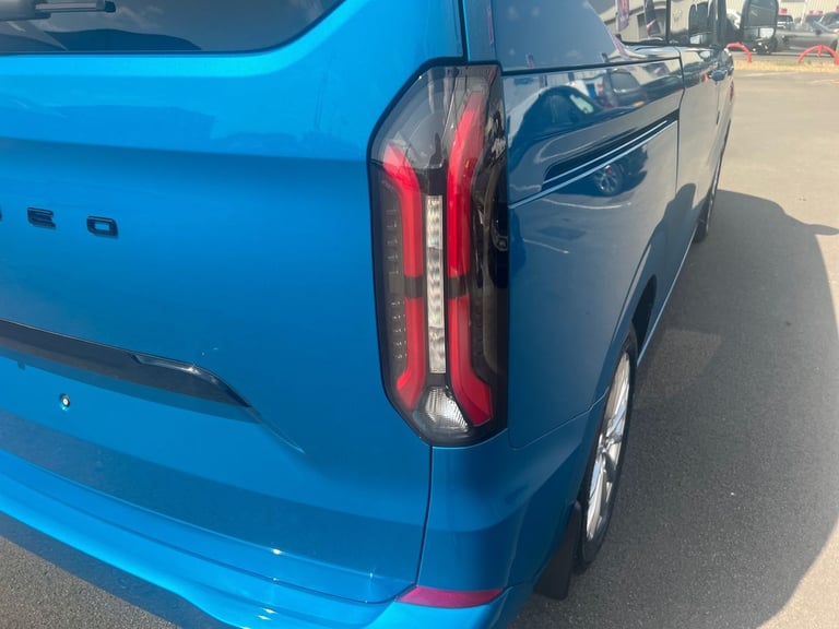 2025 Ford Tourneo Custom E-Tourneo Custom Titanium X Bus M1 340 L1 65kWh 160kw 218 RWD 1 Speed Au...