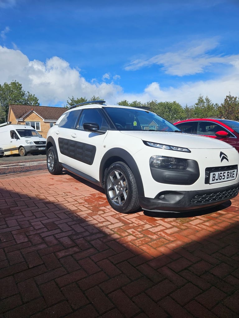 Citroen, C4 CACTUS, Hatchback, 2015, Manual, 1560 (cc), 5 doors