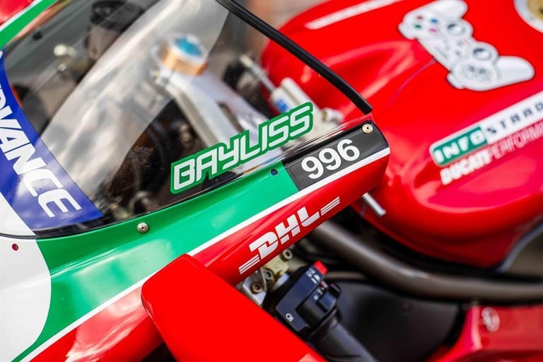 Ducati 996 SPS ! BAYLISS WSBK REP ! ULTRA LOW MILES ! COLLECTORS