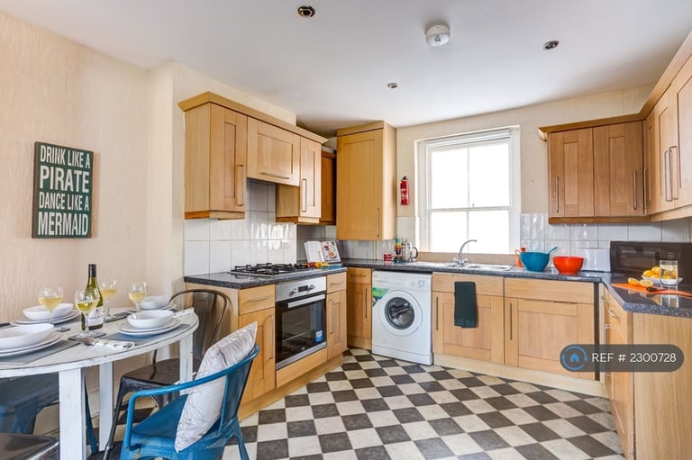 4 bedroom house in Richmond Road, Brighton, BN2 (4 bed) (#2300728)