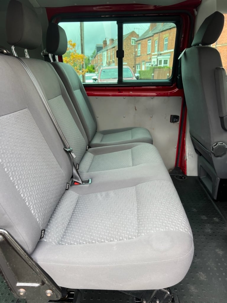 2014 Volkswagen Transporter 2.0 BiTDI T32 Highline Kombi 4dr Diesel Manual 4MOTION L1 H1 (214 g/k...