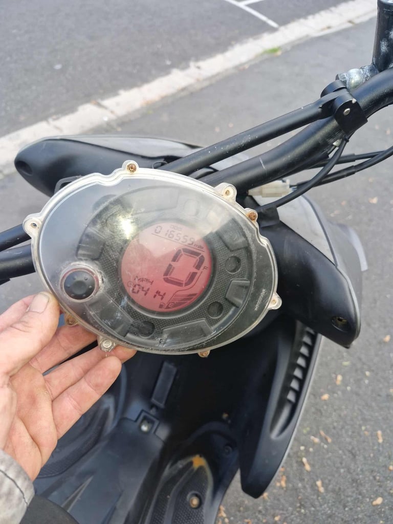Yamaha Aerox NS50, 2016, 49 (cc)
