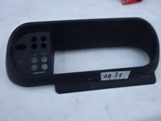 Dashboard instrument cover for Alfa Romeo Giulietta