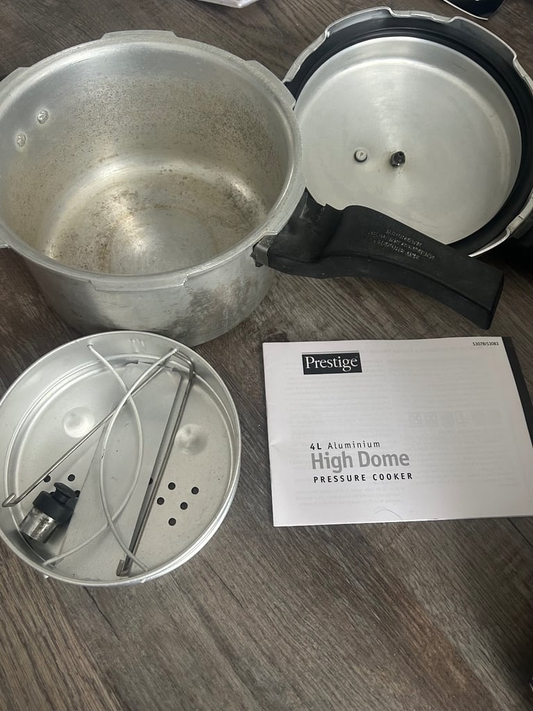 image for Prestige 4 Litre Aluminum Pressure Cooker