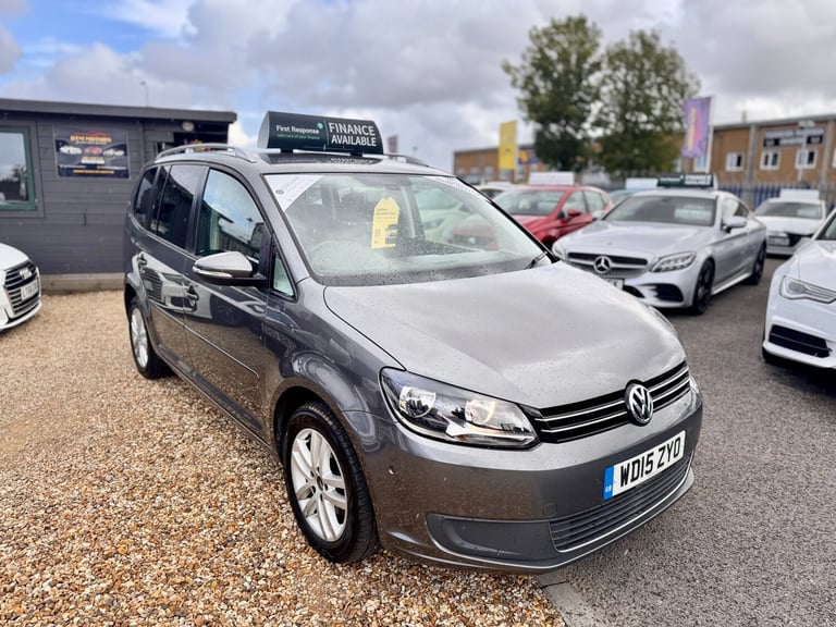 2015 Volkswagen Touran 1.6 TDI 105 BlueMotion Tech SE 5dr DSG MPV Diesel Automatic