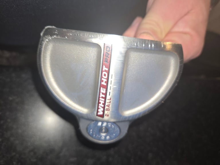 image for Odyssey White Hot Pro 2-Ball Putter – Brand New Condition