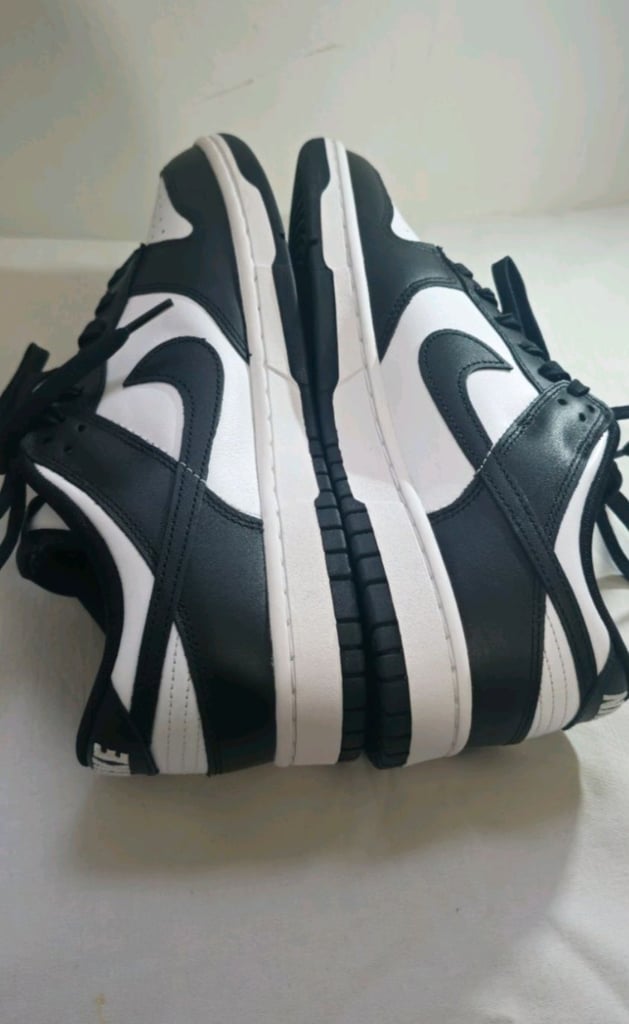 Nike Dunk Low Panda