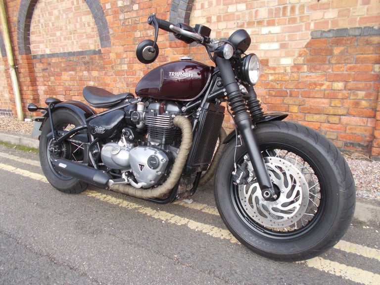 2017 TRIUMPH BONNEVILLE BOBBER