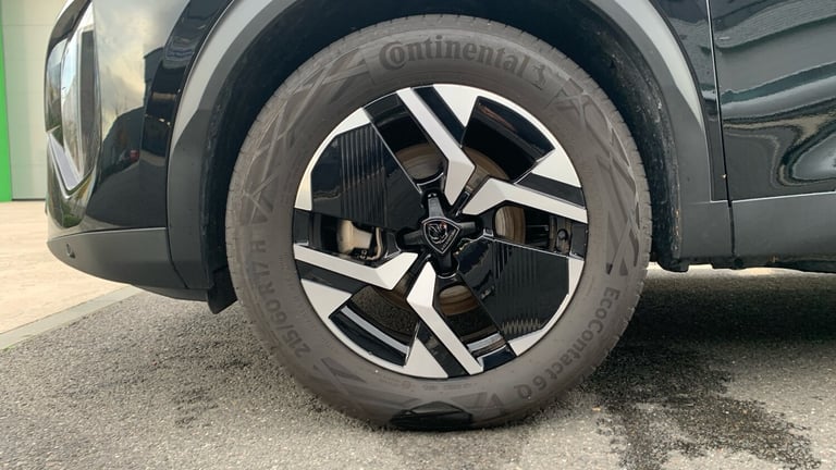 2025 Peugeot 2008 1.2 HYBRID GT SUV 5dr Petrol Hybrid e-DSC6 Euro 6 (s/s) (136 ps) SUV Hybrid Aut...