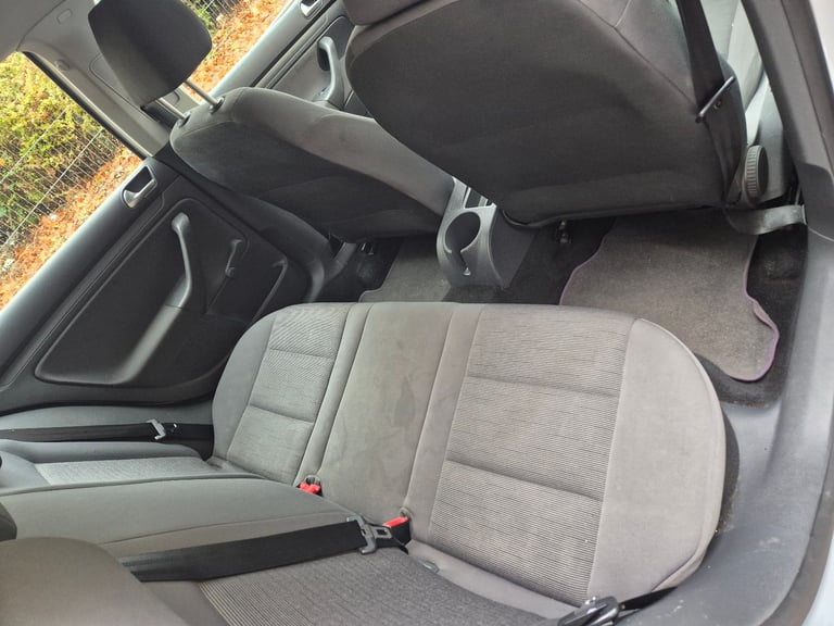 Volkswagen, GOLF, Hatchback, 2006, Manual, 1598 (cc), 5 doors
