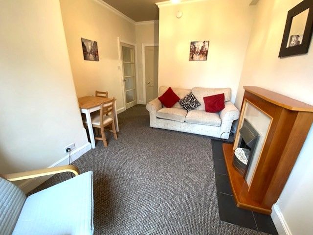 1 Bedroom Flat, Watson Crescent, Polwarth, Edinburgh