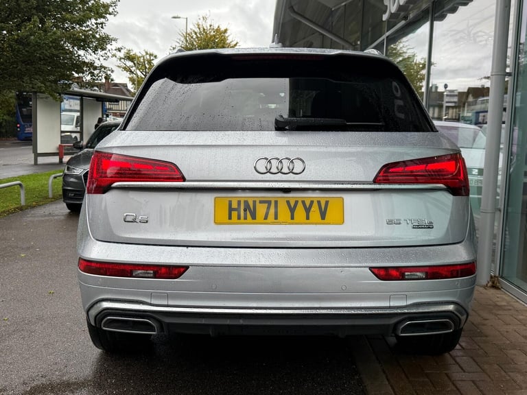  Audi Q5 2.0 TFSIe 55 Competition SUV 5dr Petrol Plug-in Hybrid S Tronic quattro Eur Petrol/Elect...