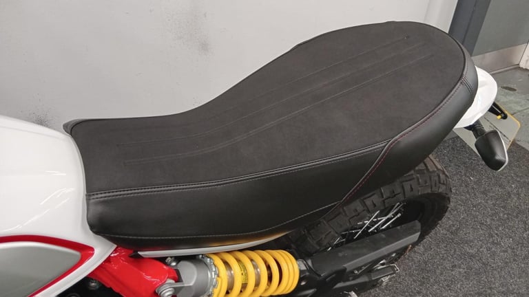 DUCATI SCRAMBLER DESERT SLED ** 12 MONTH MOT - ONE FORMER KEEPER - TAIL TIDY ** 