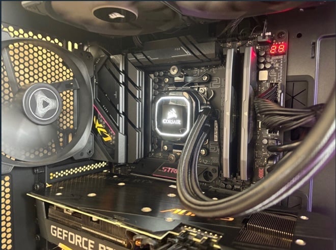 💻 High-End Gaming PC – Ryzen 9 7900 / RTX 3070 / 32GB DDR5 – MINT