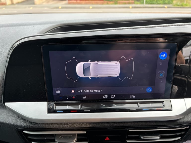 2022 Ford Tourneo Connect 2.0 EcoBlue Titanium 5dr [7 seat] MPV Diesel Manual