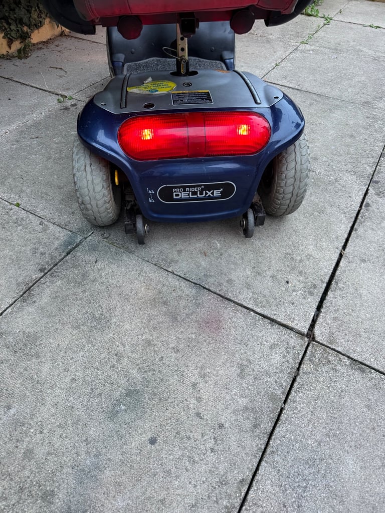 I can deliver for free up to 100 miles Deluxe mobility scooter 