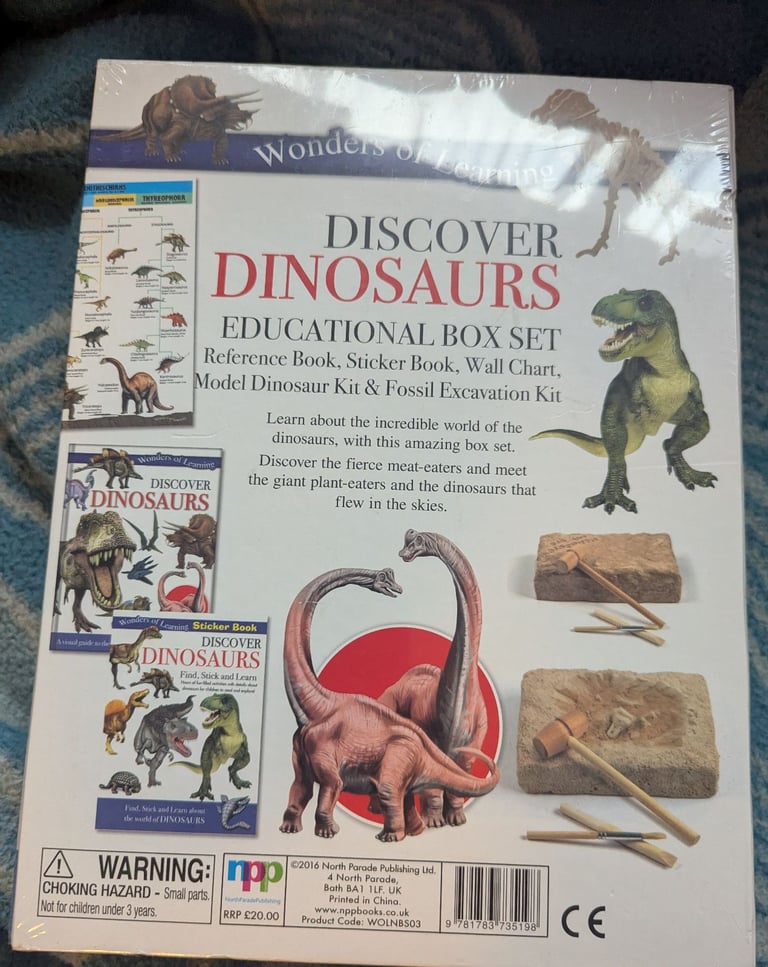 Discover Dinosaurs Educational box set 