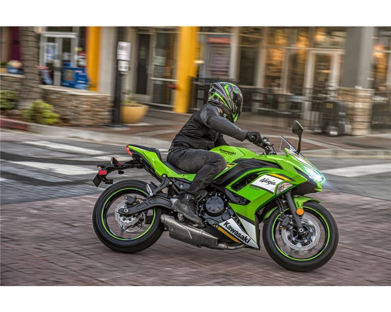 New 2025 Kawasaki MOTORCYCLE Ninja 650 BLACK SAVE £600 WITH NEW RIDERS GRANT*