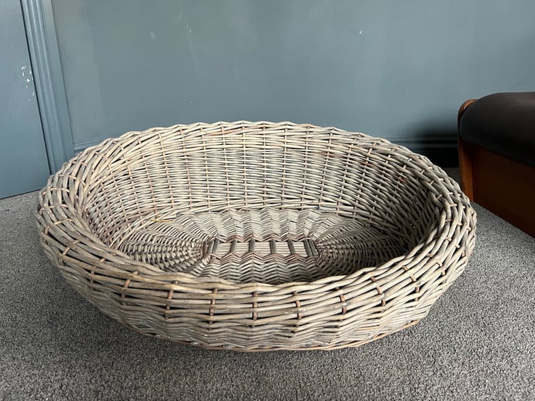 image for Dog basket wicker