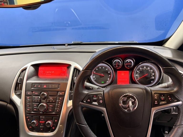 2014 Vauxhall Astra GTC 1.4T 16V SRi 3dr HATCHBACK PETROL Manual