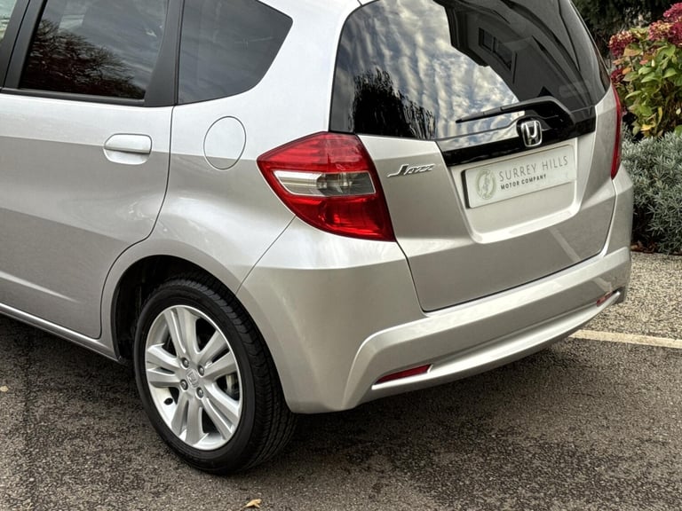 2013 Honda Jazz 1.4 i-VTEC ES Plus Hatchback 5dr Petrol CVT Euro 5 (99 ps) Hatchback Petrol Autom...