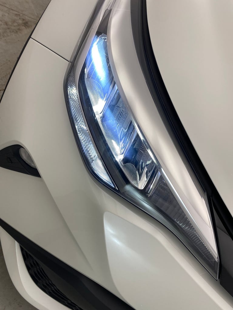 2022 Toyota C-HR 1.8 VVT-h GPF Design SUV 5dr Petrol Hybrid CVT Euro 6 (s/s) (122 ps) - NAV  Suv ...