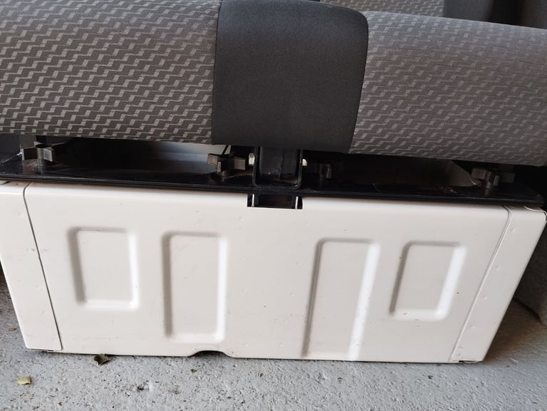 R&J camper solution swivel seat base double vw crafter sprinter van 2006 2017 