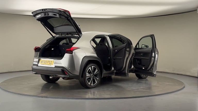 2019 Lexus UX 2.0 250h Takumi SUV 5dr Petrol Hybrid E-CVT E-FOUR Euro 6 (s/s) (184 ps) SUV Petrol...