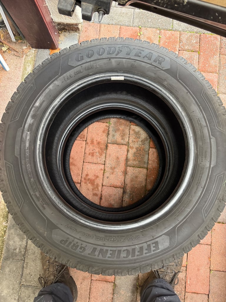 Ford transit van tires good conditi 4 mm 