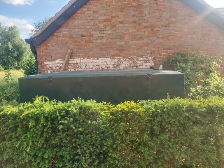 Steel bunded heating oil / diesel tank 5000L Metal British Made SECURE