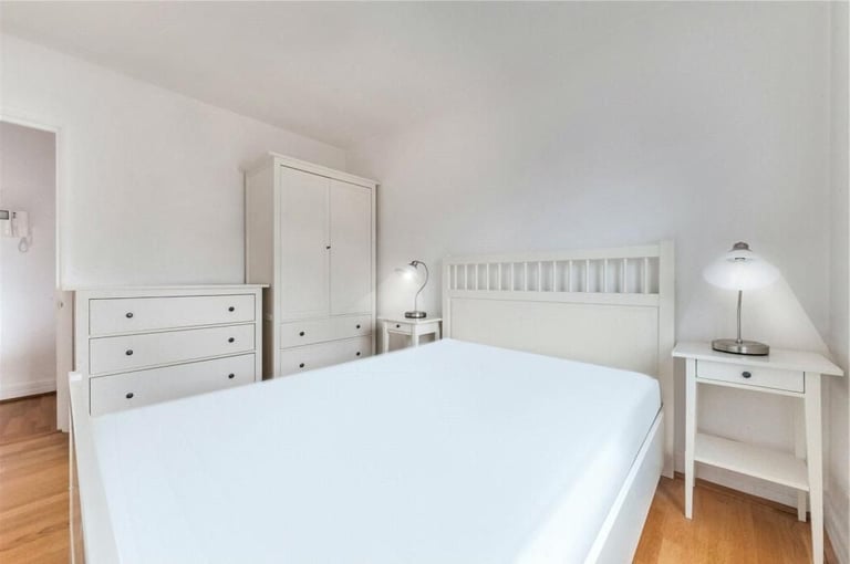 🐟 Canning Town Double Room – Fully Furnished – All Bills Included Only £830 PCM! 🐟