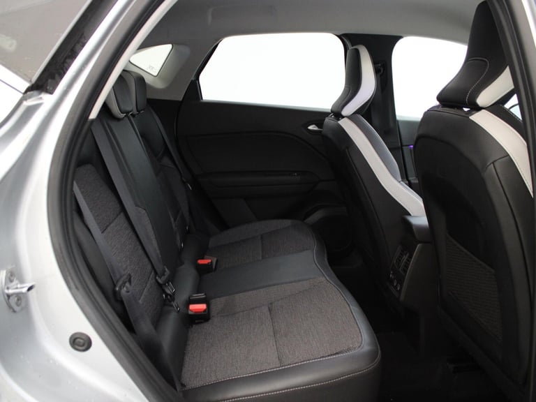 2022 Renault Captur 1.3 TCE 140 SE Edition 5dr Crossover/SUV Petrol Manual