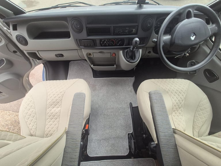 Renault Burstner Delfin 695 Coachbuilt Motorhome