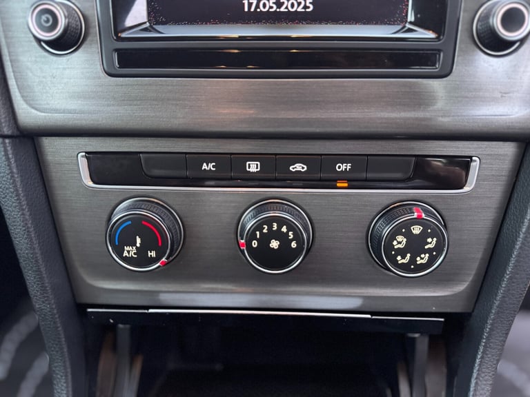 2013 Volkswagen Golf 1.6 TDI 105 SE 5dr HATCHBACK Diesel Manual