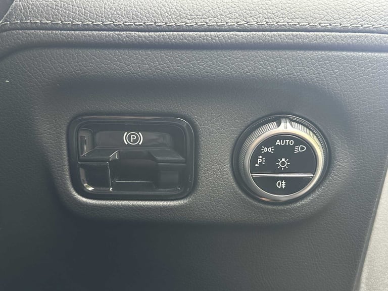 2022 Mercedes-Benz EQA EQE 350+ 215kW Exclusive Luxury 90kWh 4dr Auto SALOON ELECTRIC Automatic