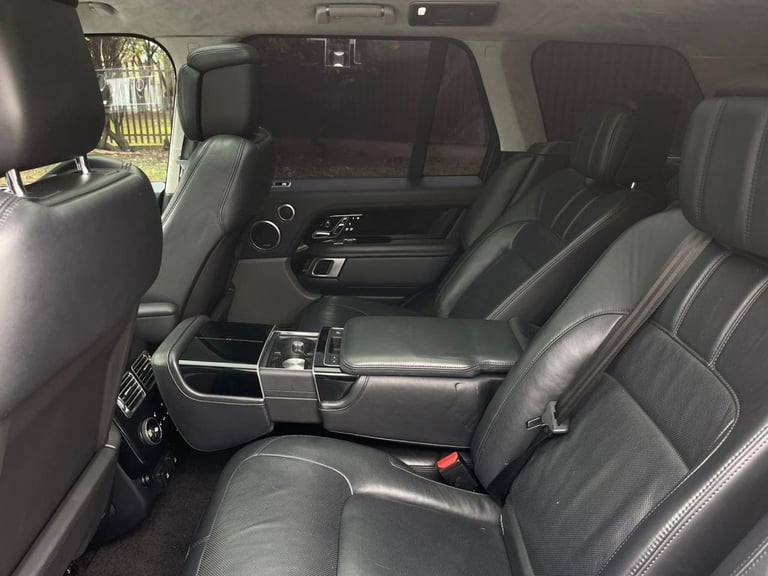 2020 Land Rover Range Rover 3.0 SD V6 Autobiography SUV 5dr Diesel Auto 4WD Euro 6 (s/s) (275 ps)...