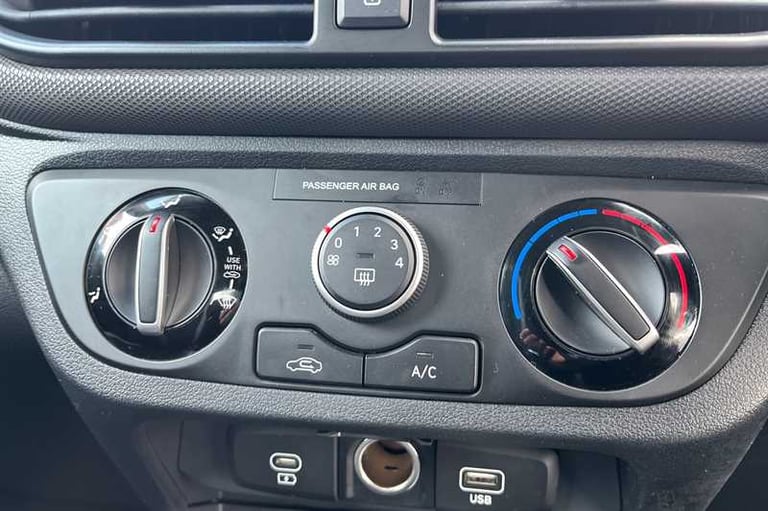 2025 Hyundai i10 1.2 [79] Advance 5dr Auto [Nav] HATCHBACK PETROL Automatic