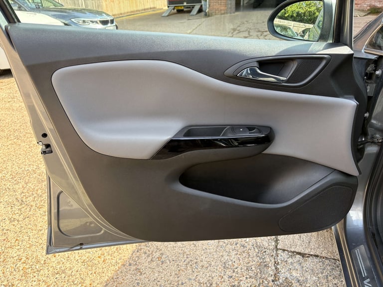 2017 Vauxhall Corsa 1.4 Corsa Diamond ecoFLEX 5dr Hatchback Petrol Manual