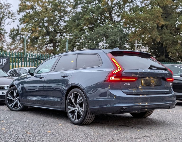 2022 Volvo V90 2.0 B4 MHEV Plus Auto Euro 6 (s/s) 5dr ESTATE Petrol/Electric Hybrid Automatic