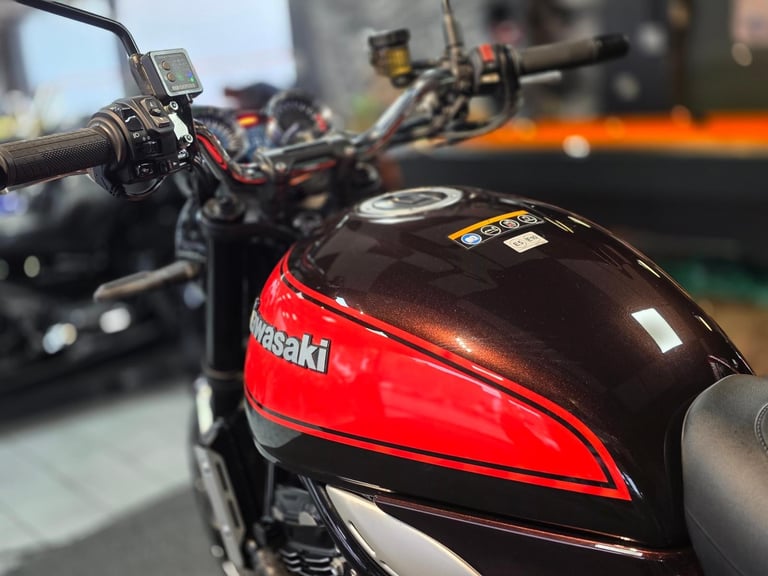 2018 KAWASAKI ZR Z900 RS 1 OWNER 4,900 MILE'S 