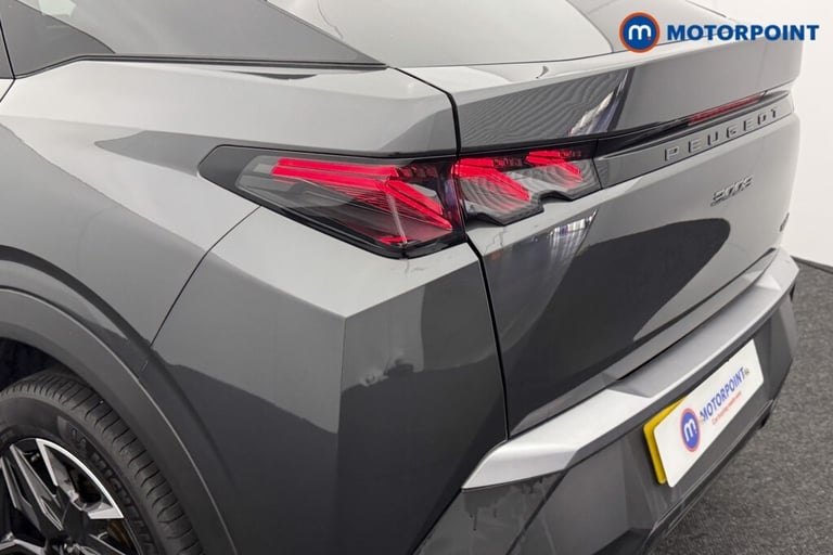 2024 Peugeot 3008 1.2 Hybrid 136 GT 5dr e-DSC6 SUV Petrol Automatic