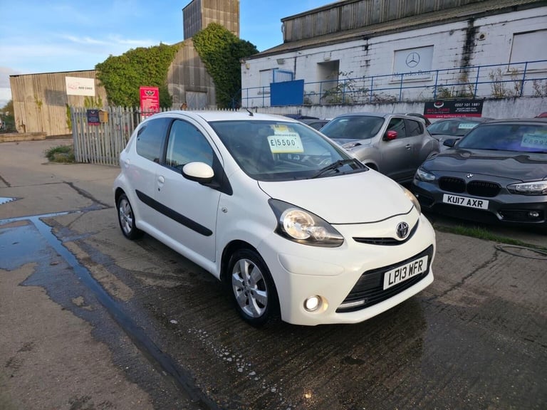 TOYOTA AYGO 1.0 VVT-i Fire MultiMode Euro 5 5dr (a/c) 2013