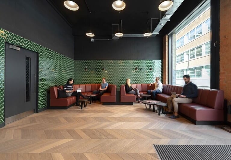 *Clerkenwell* Private Serviced Offices: Units from 5 to 300 desks for rent EC1