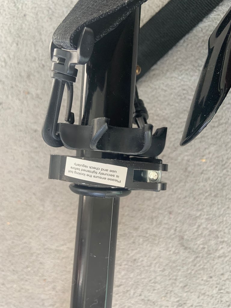 Evo 200 Adult Commuter Folding Scooter Black UNUSED