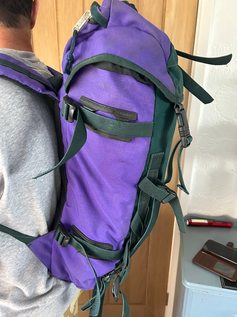 Karrimor hot ice KS-60ht 30L vintage pre owned rucksack. 