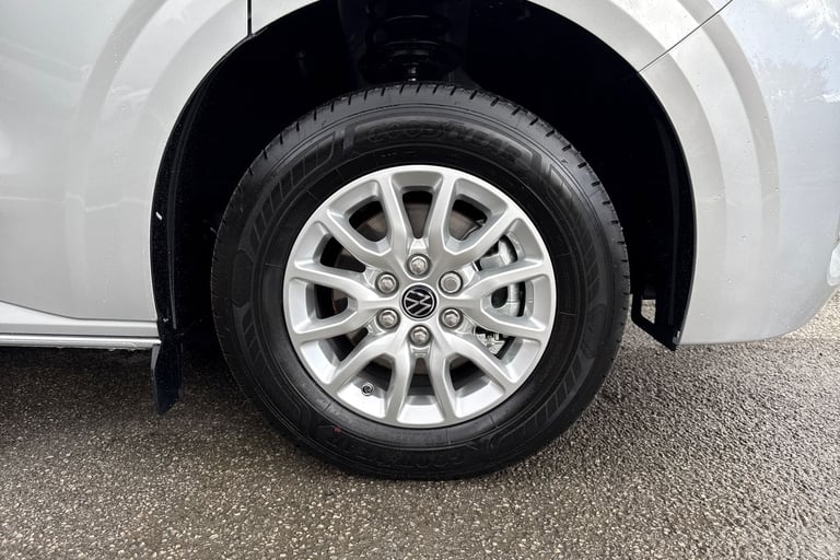 2025 Volkswagen Transporter 2.0 TDI 150 Commerce Pro Van Auto PANEL VAN DIESEL Automatic
