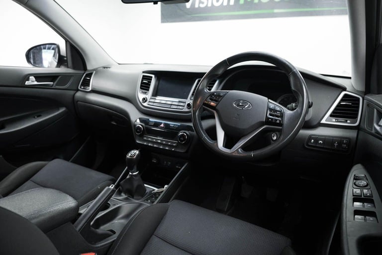  Hyundai TUCSON 1.7 CRDi Blue Drive SE Nav Euro 6 (s/s) 5dr Diesel Manual