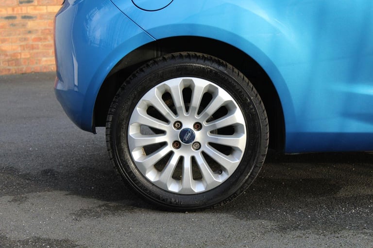 FORD KA 1.2 Zetec 2013